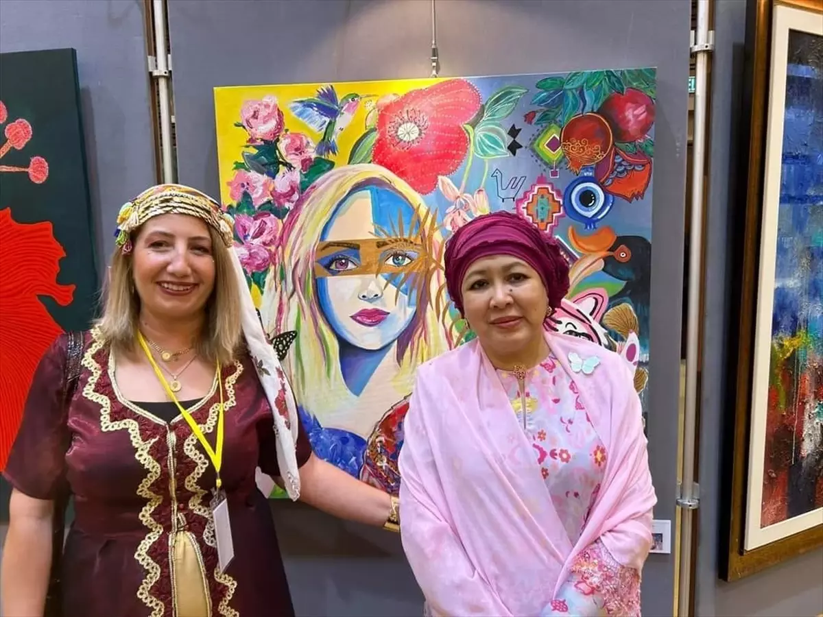 Antalyalı Sanatçı Nurcan Şimşek Malezya’da Uluslararası Sanat Sergisinde Eserlerini Sergiledi