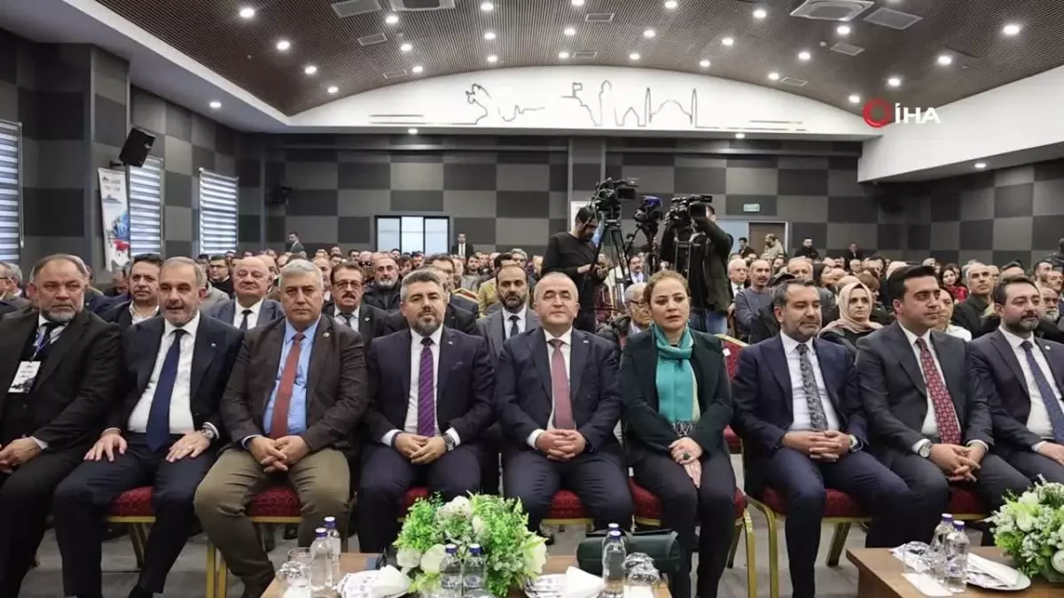 27. Uluslararası Hazar Şiir Akşamları Elazığ’da Başladı