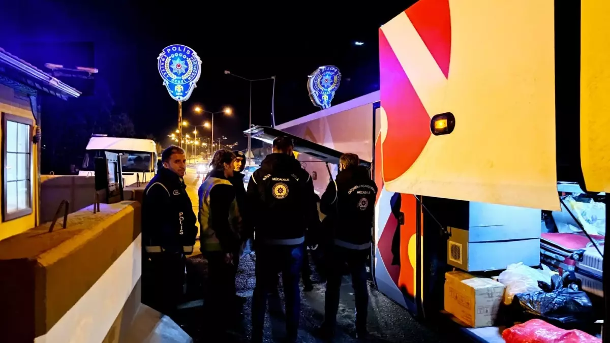Amasya’da Yolcu Otobüsünde 9 Kaçak Göçmen Yakalandı