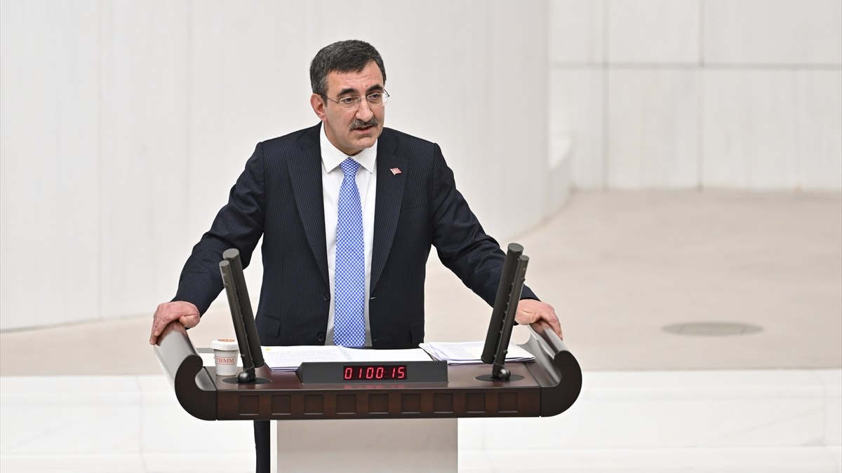 Cumhurbaşkanı Yardımcısı Yılmaz: Türkiye, dünya ortalamasının üzerinde büyüdü