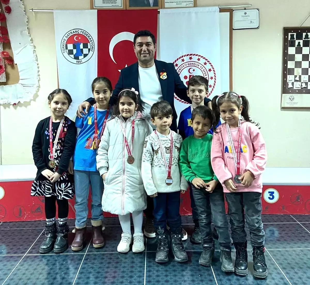 Yunus Emre İlkokulu’ndan Satrançta Büyük Başarı