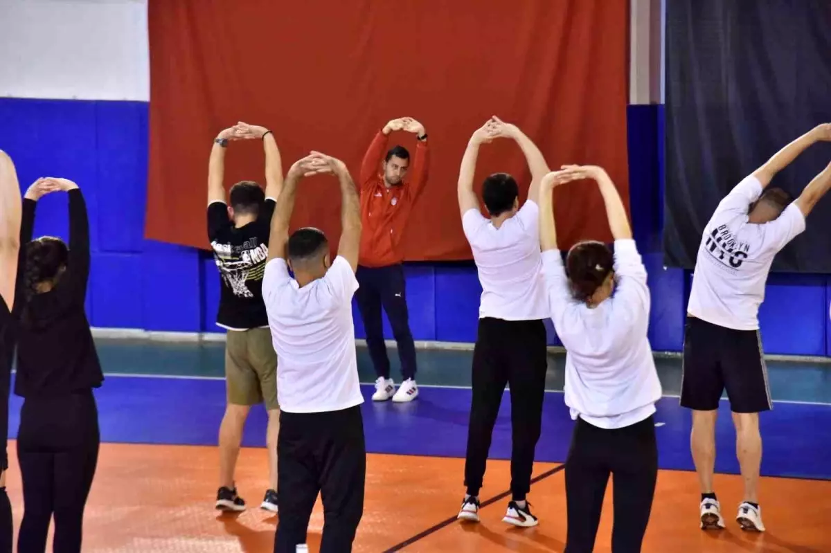 Bilecik Belediyesi Spor Birimi’nden Polis Adaylarına Destek