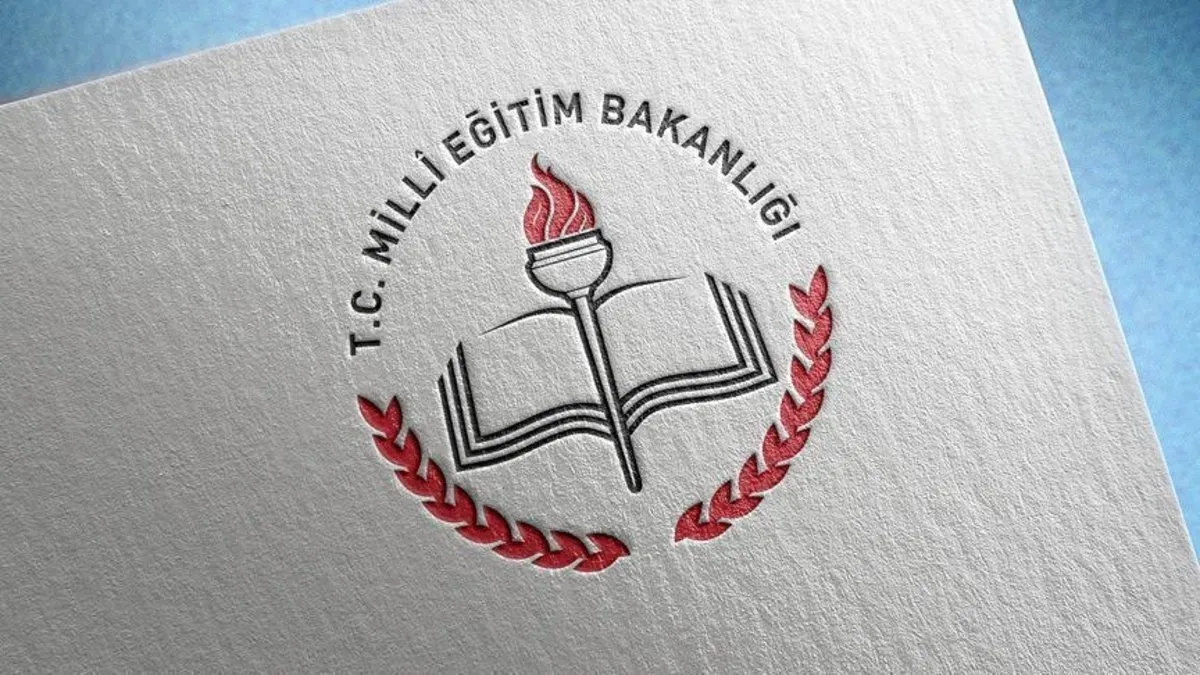 MEB’den yeni kararlar: Tenefüs süreleri kısaldı! İlkokullara sınıf tekrarı geri geldi